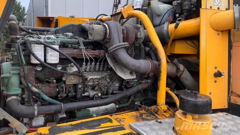 Volvo A 25 C Midjestyrd dumper