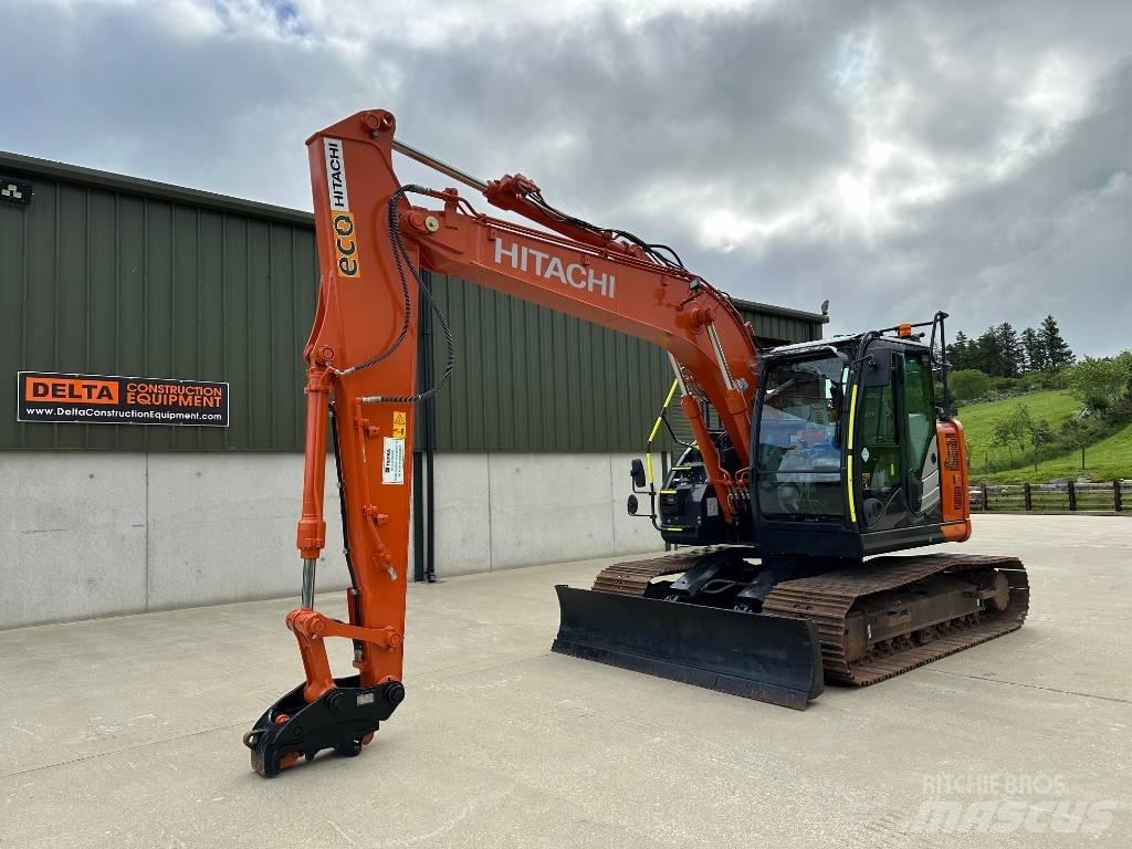 Hitachi ZX 135 US-6 Bandgrävare