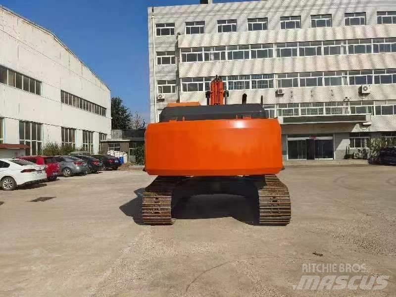 Doosan DX 230 LC-9C Bandgrävare