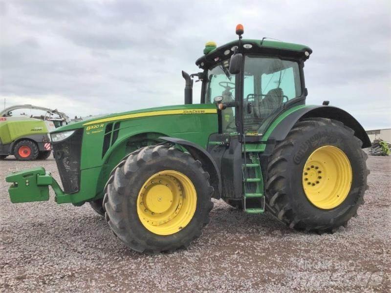 John Deere 8320 R Traktorer
