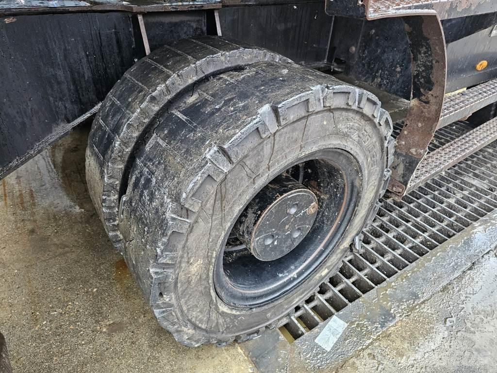 CAT MH 3022 Avfalls / industri hantering
