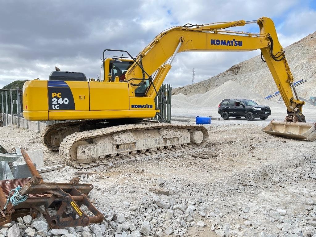 Komatsu PC 240 Bandgrävare