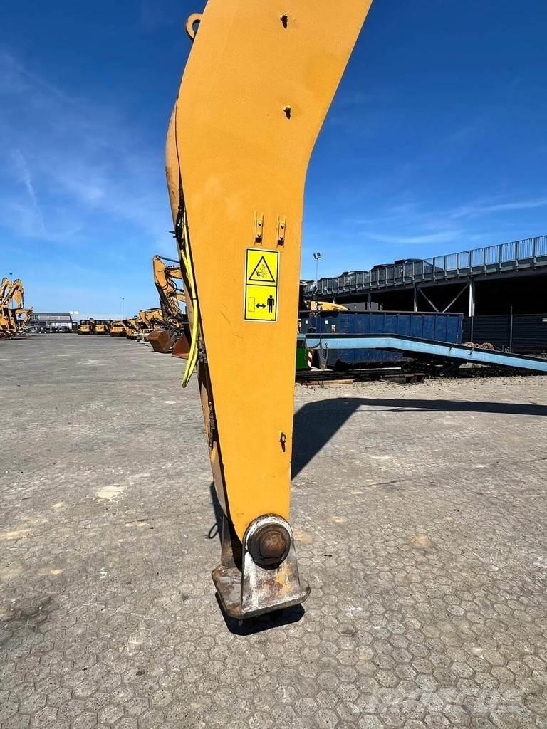 CAT MH3040 Avfalls / industri hantering