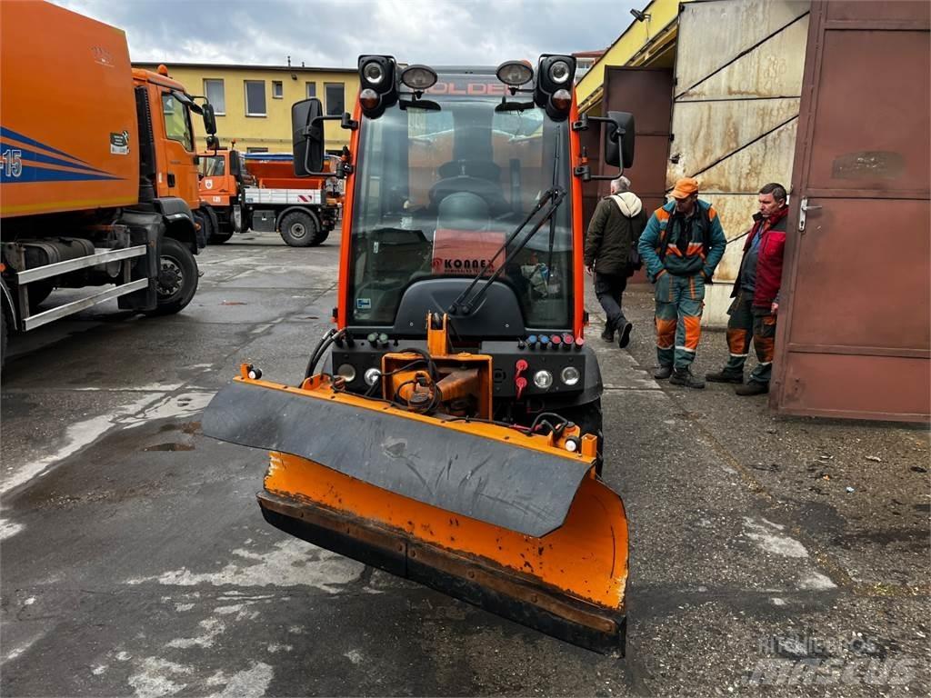 Holder C250 4X4 Entreprenad - Övrigt