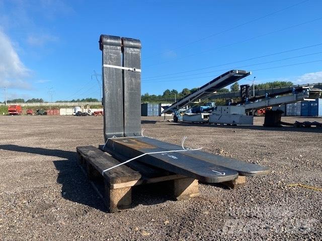 Volvo 8-12 ton Pallgafflar