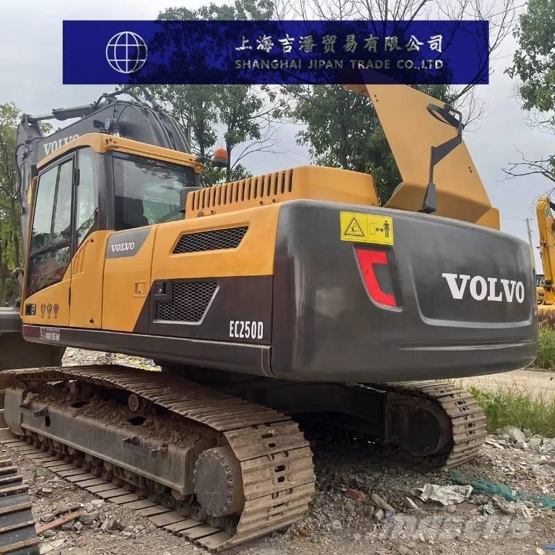 Volvo EC 250 D Bandgrävare