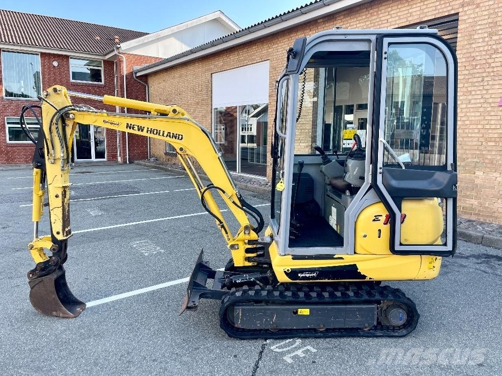 New Holland E 18 C Minigrävare < 7t