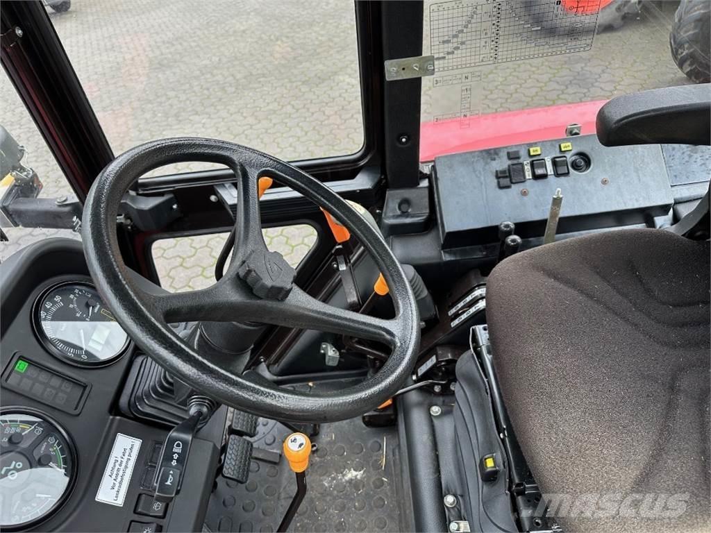 Belarus MTS 952.2 Traktorer