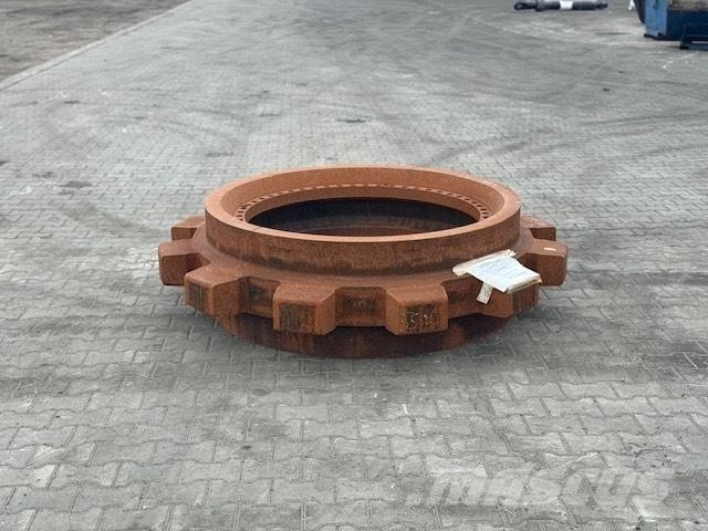 CAT 6040 SPROCKET Band, kedjor och underreden