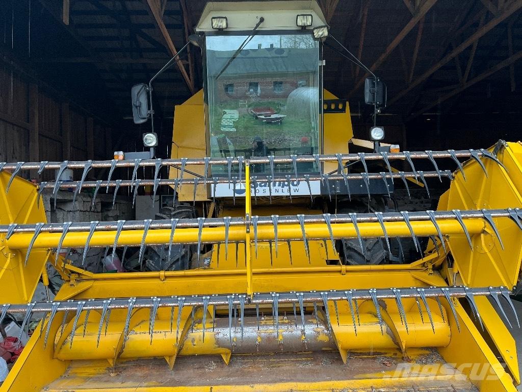 Sampo-Rosenlew 2050 Skördetröskor