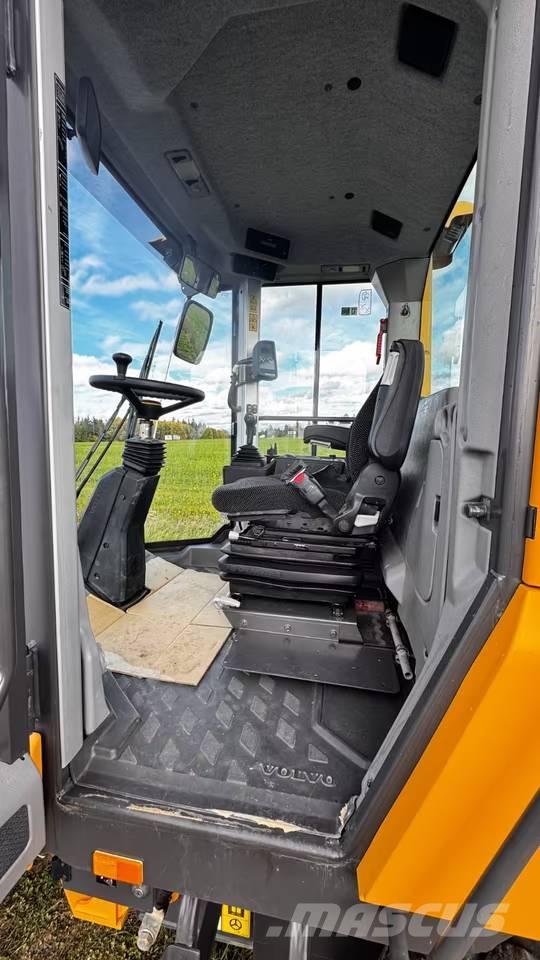 Volvo SD75B Envalsvältar