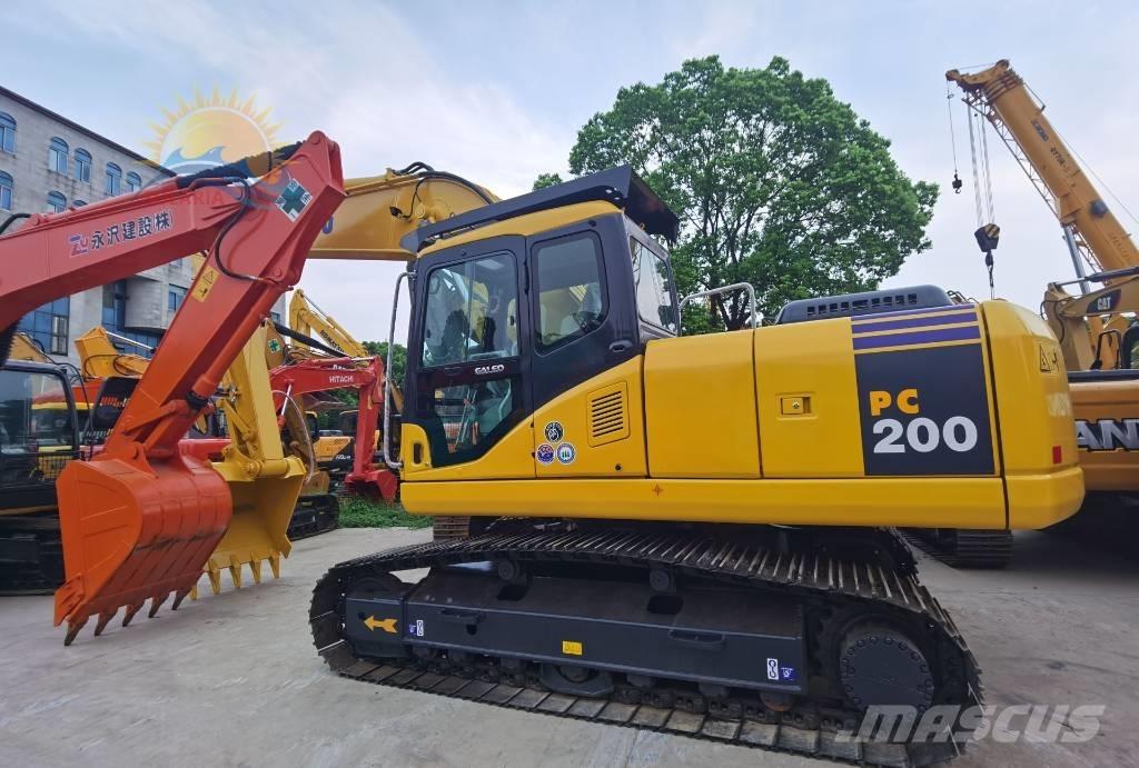 Komatsu PC 200-7 Bandgrävare