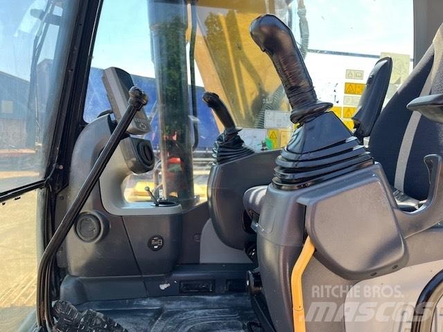 CAT 313 F LGC Bandgrävare
