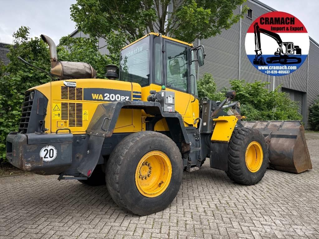 Komatsu WA 200 PZ-6 Hjullastare