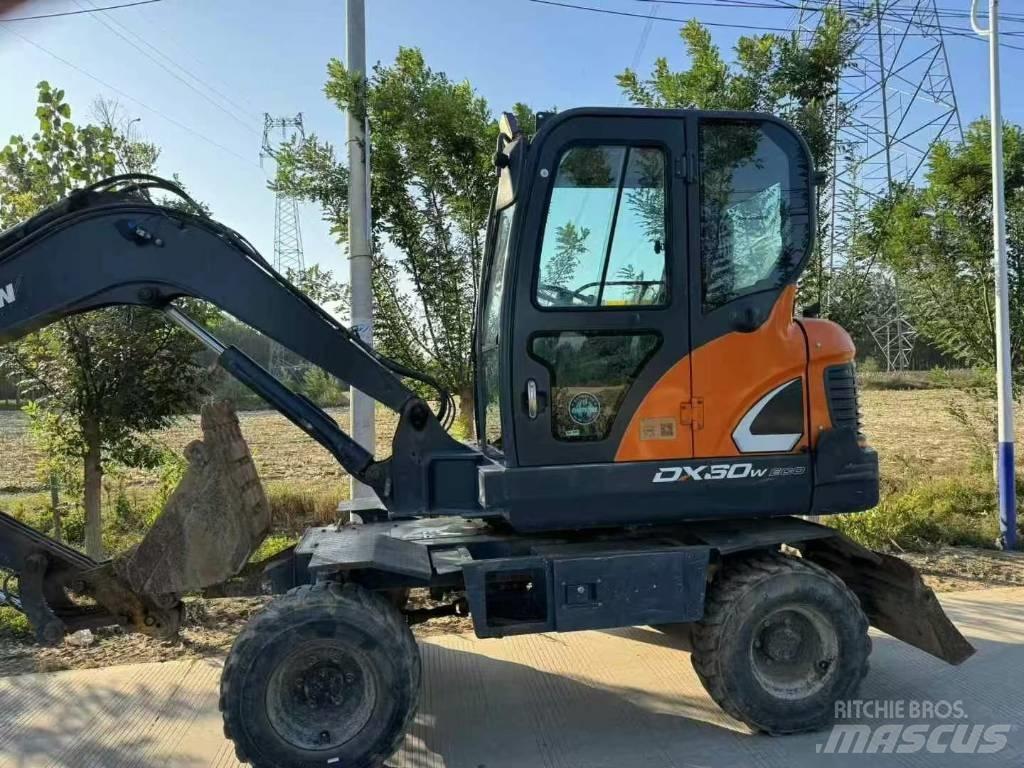 Doosan DX60W Hjulgrävare