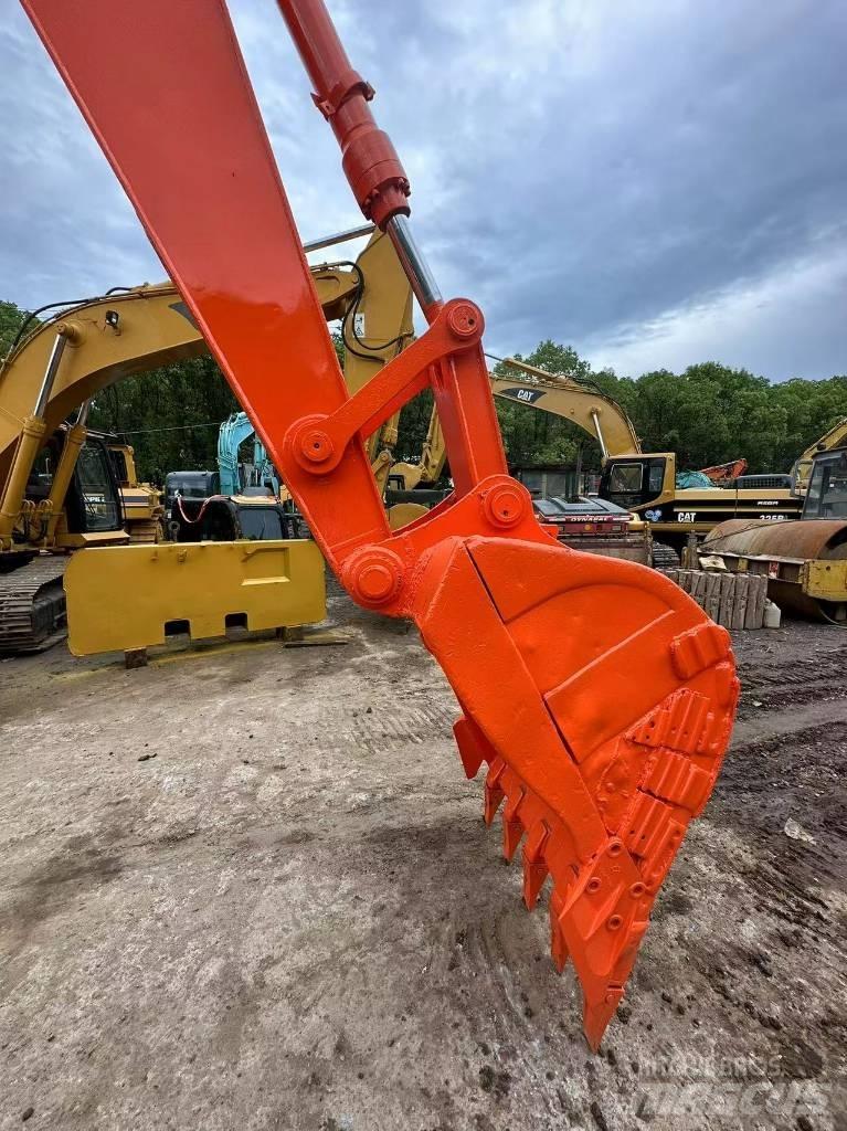 Hitachi ZX200 Bandgrävare