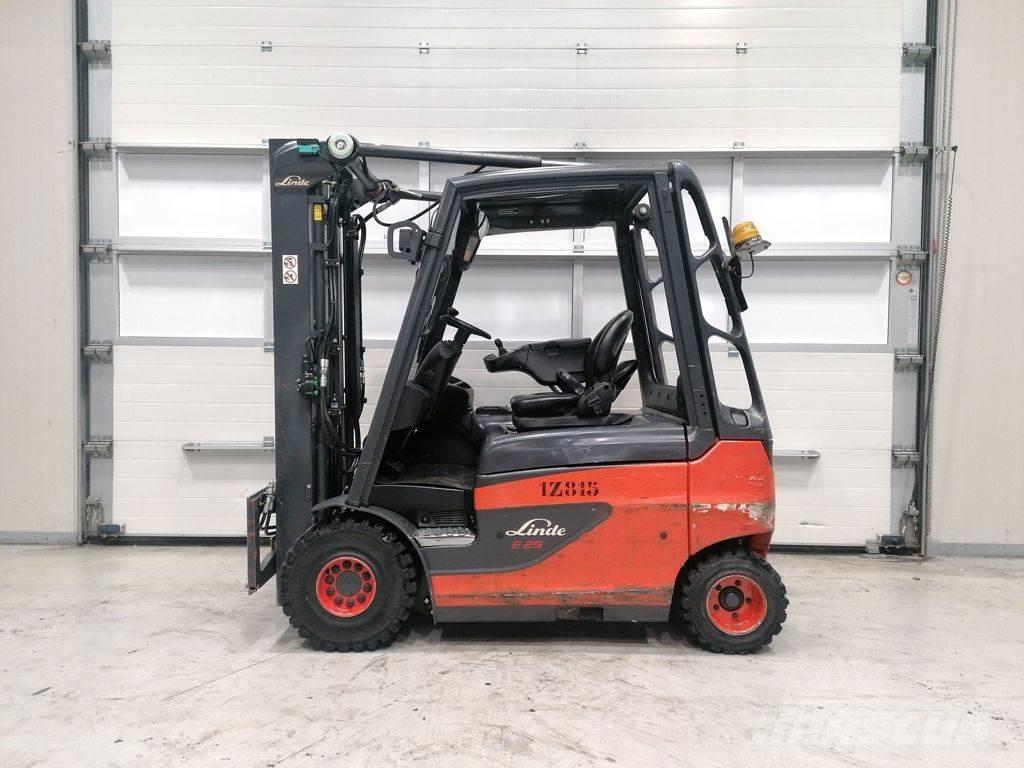 Linde E25-01 Elmotviktstruckar