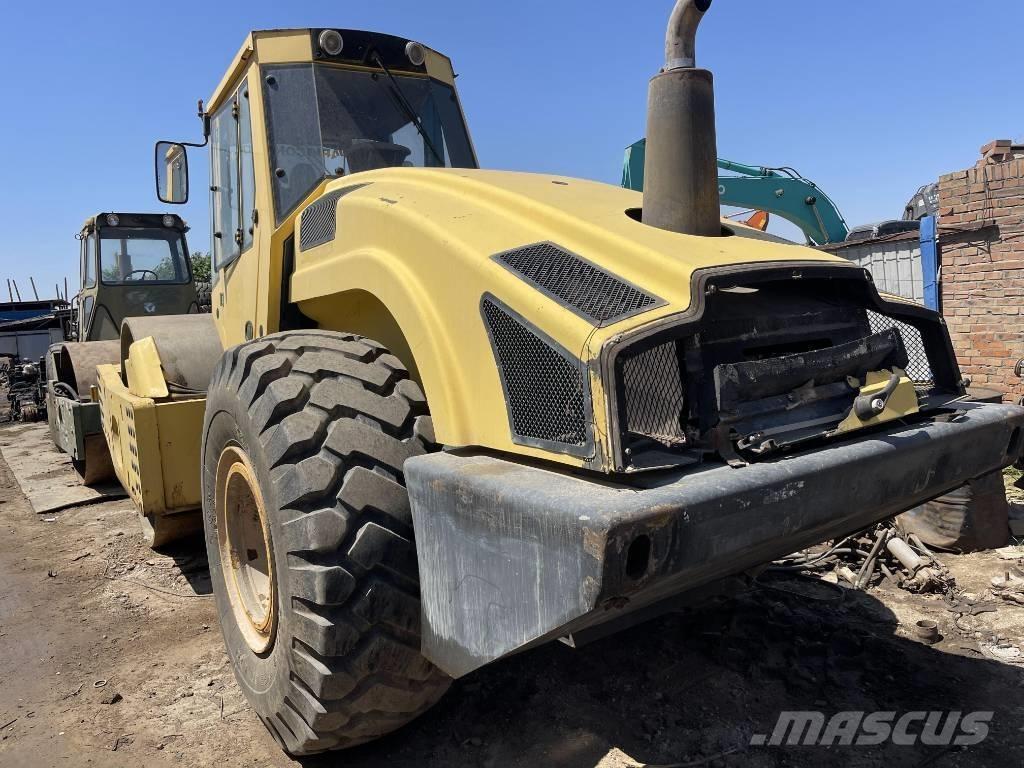 Bomag 226-4 Envalsvältar