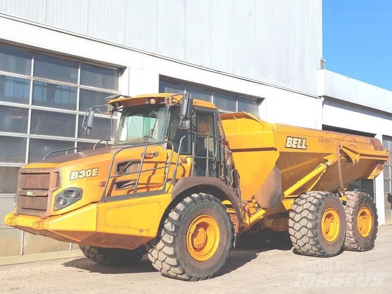 Bell B 30 E Midjestyrd dumper