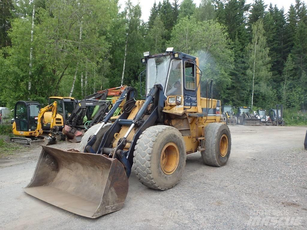 Komatsu WA 250-1 Hjullastare