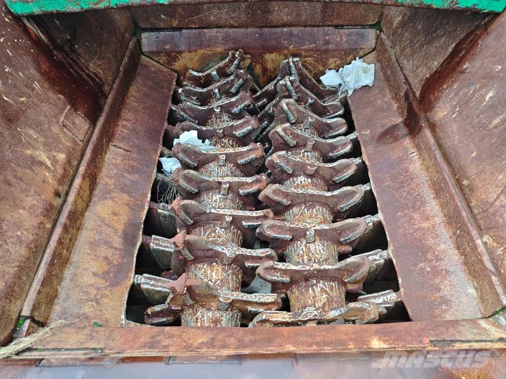 Haas 700x2000 Avfallsförstörare