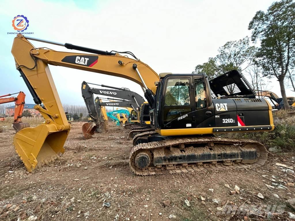 CAT 326 D Bandgrävare