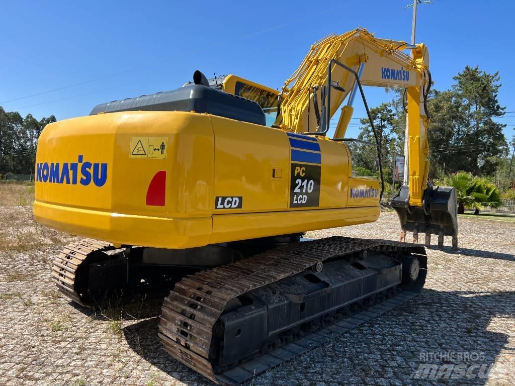 Komatsu PC 210 LCD-8 Bandgrävare