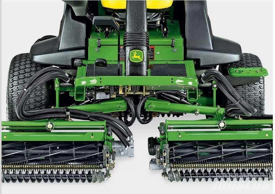 John Deere 2500 A Green-gräsklippare