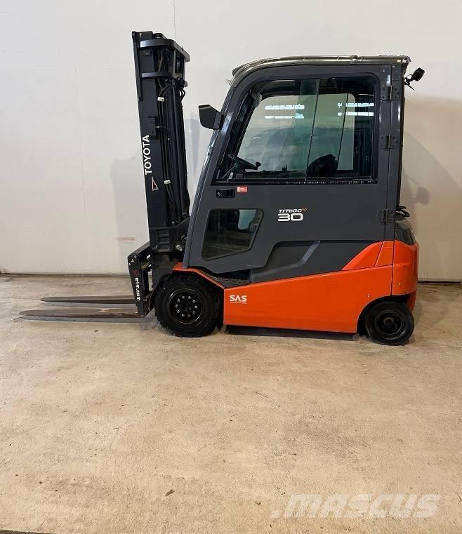 Toyota truck 8FBMT30 Elmotviktstruckar