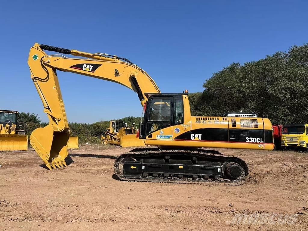 CAT 330 CL Bandgrävare