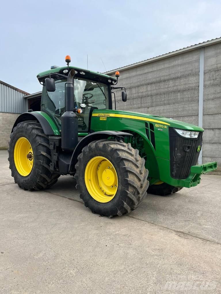 John Deere 8270 R Traktorer