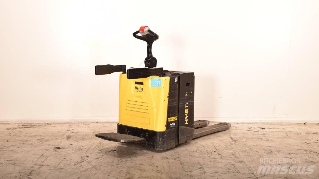 Hyster P 2.0 S Låglyftare med plattform