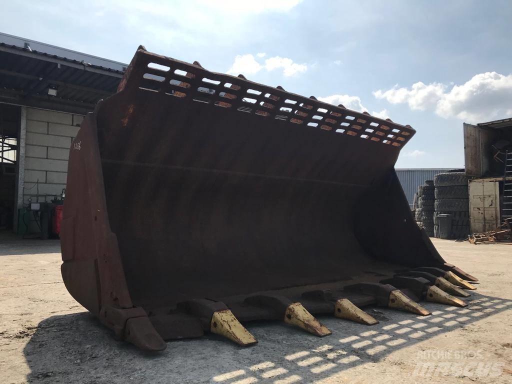 CAT 992D Skopor