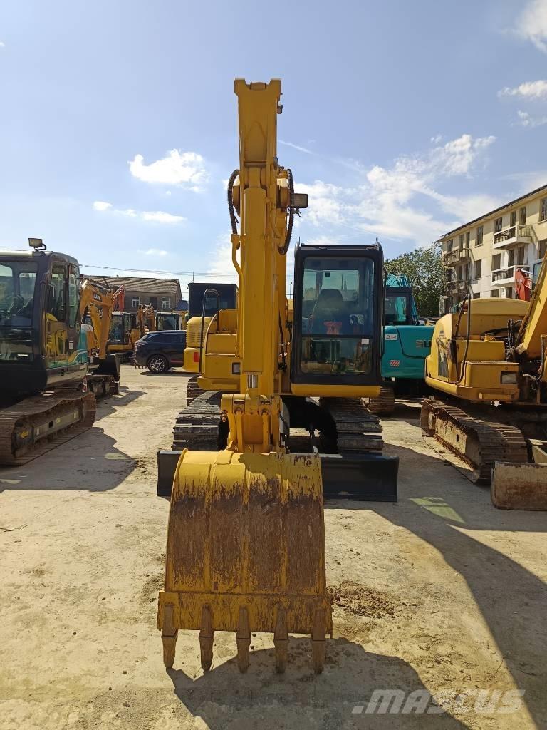 Komatsu PC 70 Midigrävmaskiner 7t - 12t