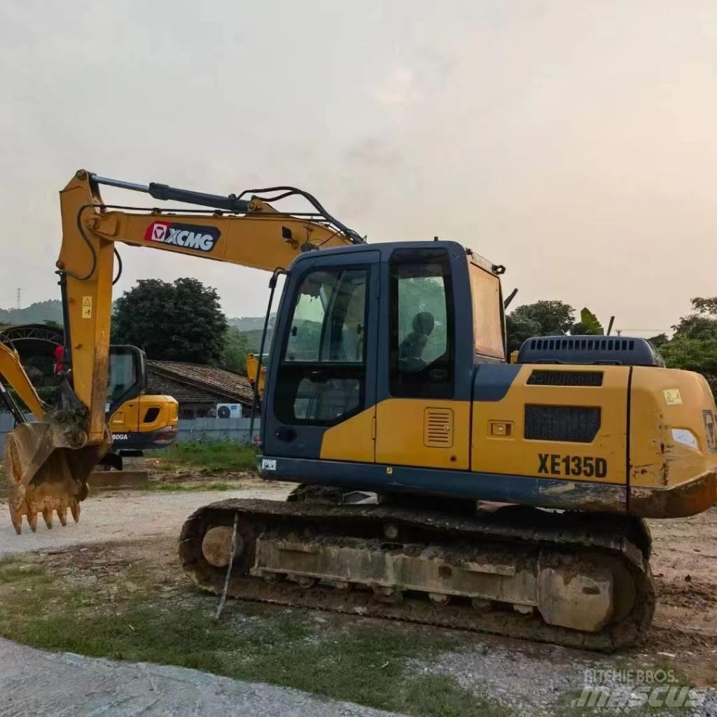 XCMG XE 135 D Bandgrävare