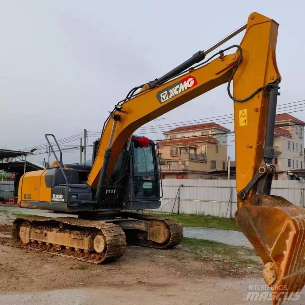 XCMG XE 135 D Bandgrävare