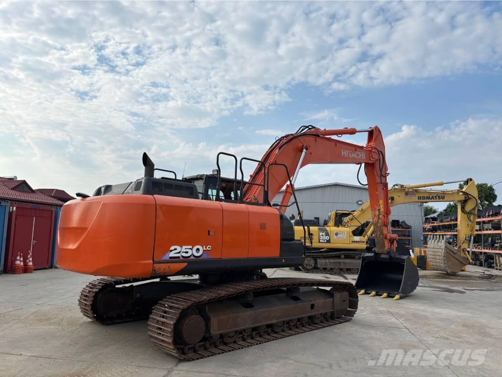 Hitachi ZX 250 LC-6 Bandgrävare