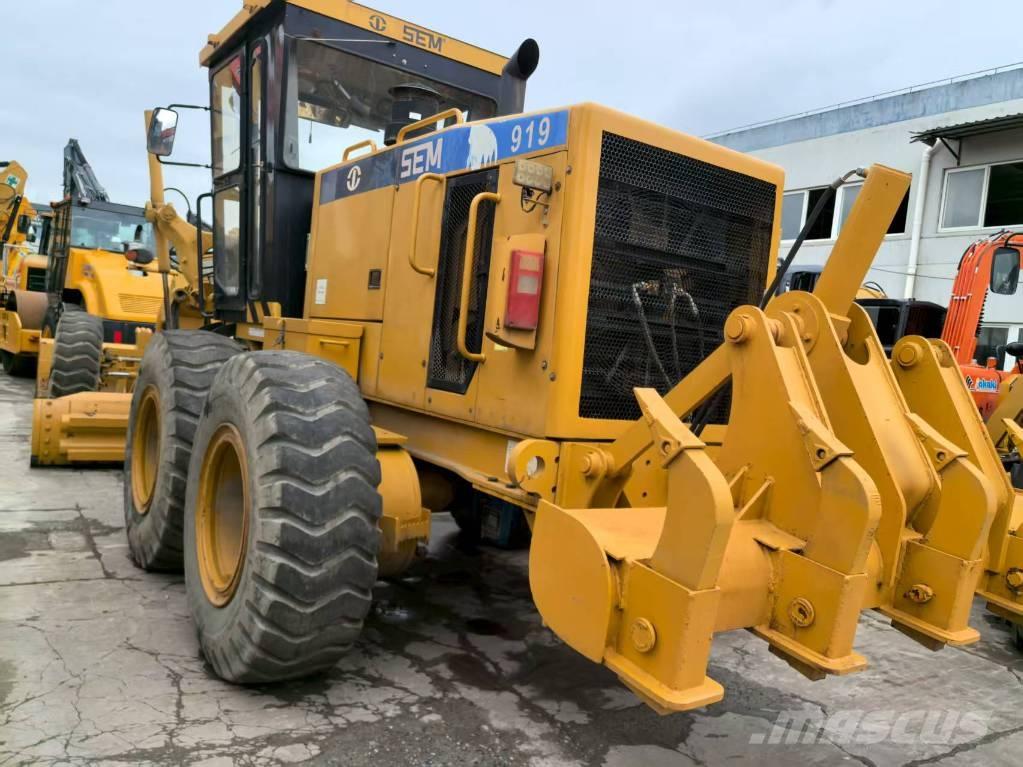 SEM 919 Väghyvlar