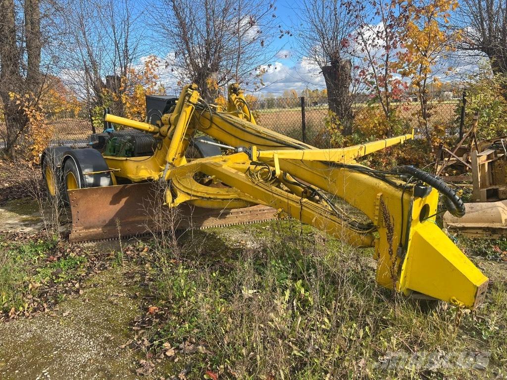 Lokomo AH132 Väghyvlar