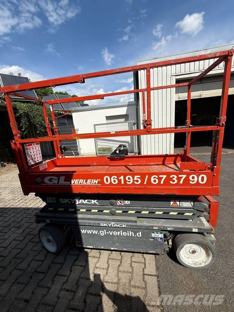 SkyJack SJ 3220 Saxliftar