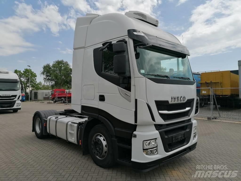 Iveco AS440ST/P Dragbilar