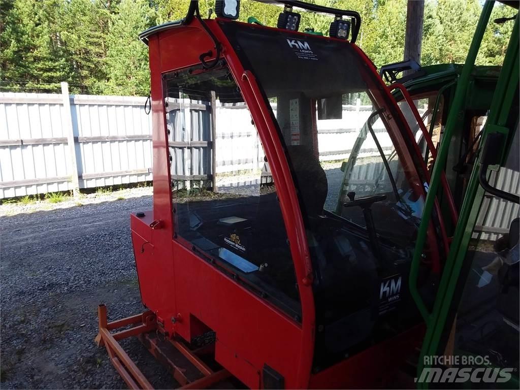 Komatsu 951 Hytter och interiör