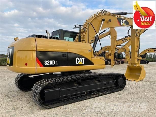 CAT 320 D L Bandgrävare