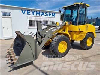 Volvo L 30 B Hjullastare