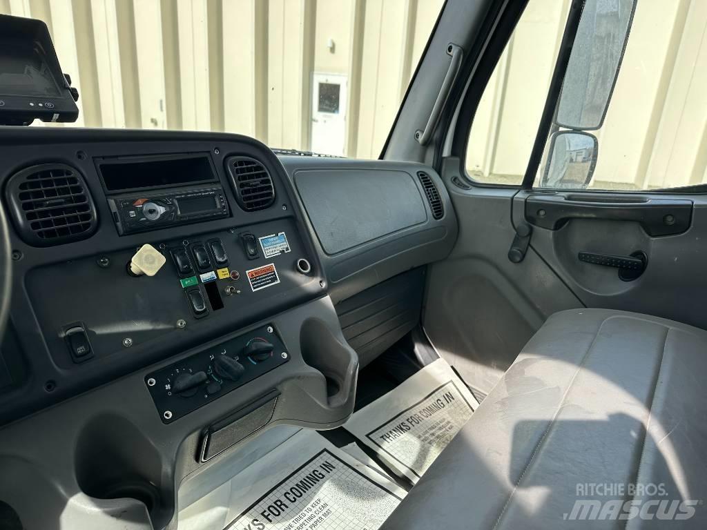 Freightliner M2 Sopbilar