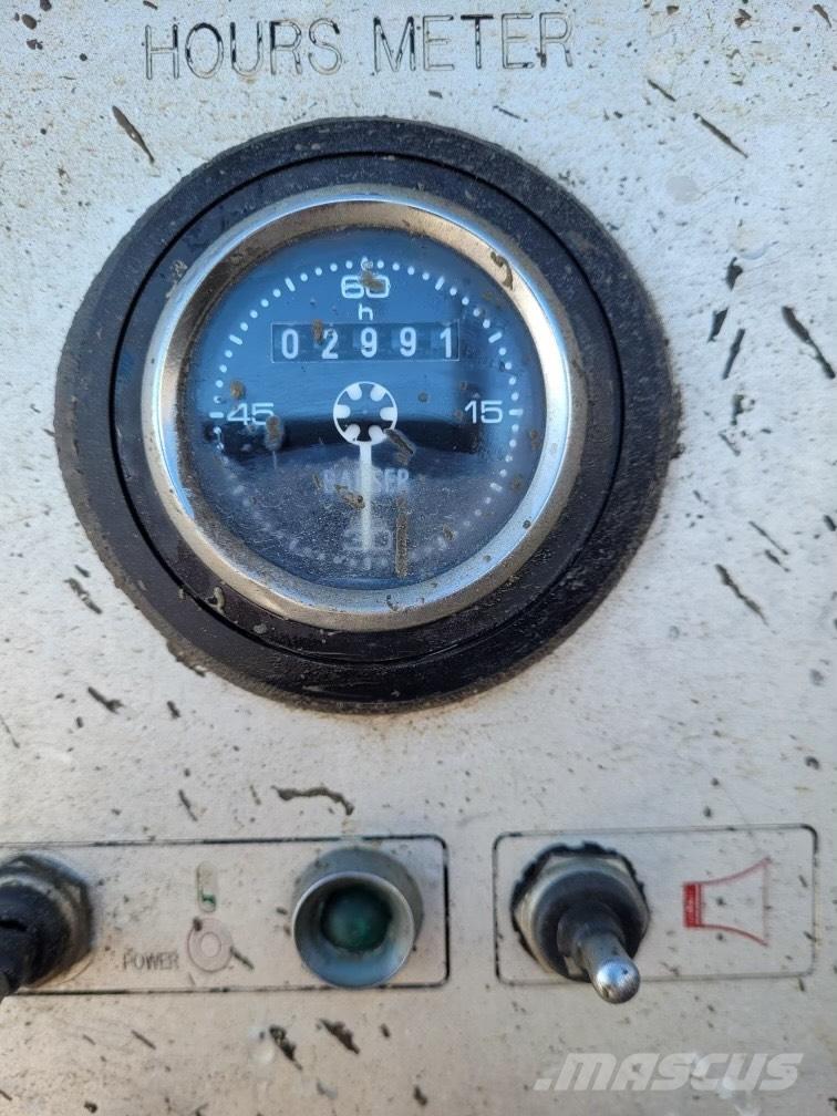 KCP 40M (#1007) Lastbilar med betongpump