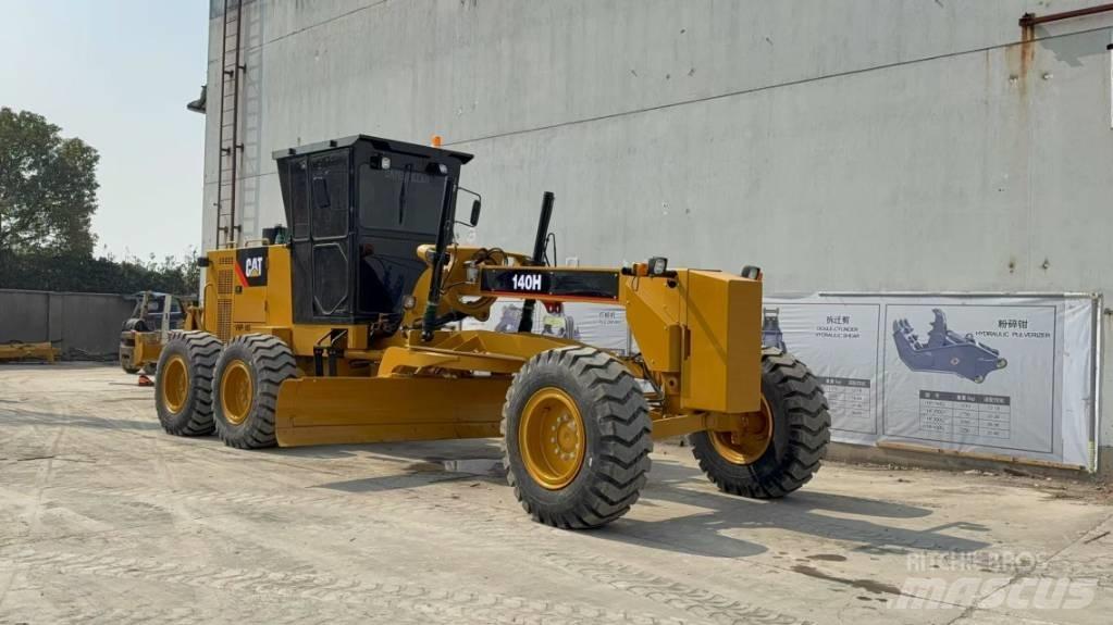 CAT 140H Väghyvlar