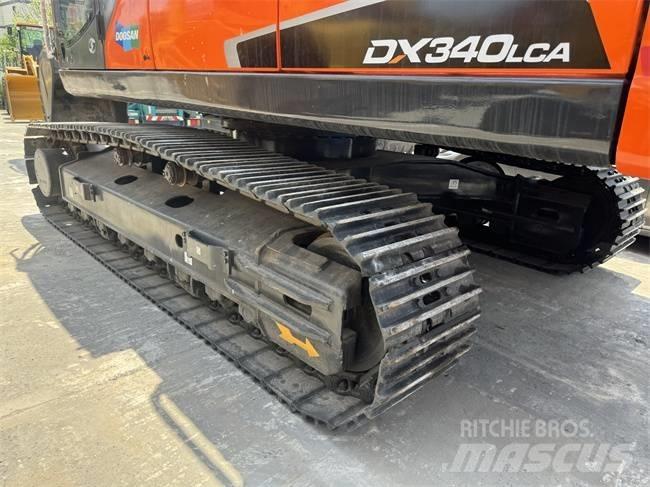 Doosan DX 340 LC Bandgrävare