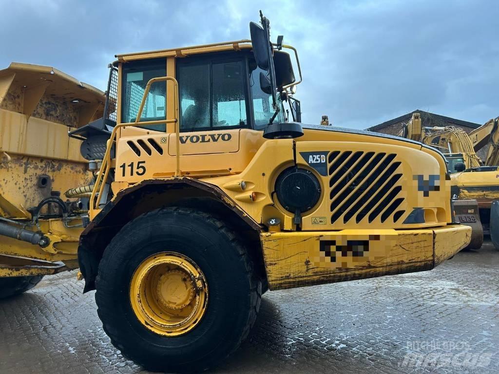 Volvo A 25 D Midjestyrd dumper