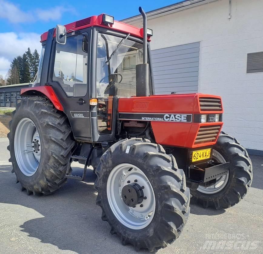 Case IH 685 XL Traktorer